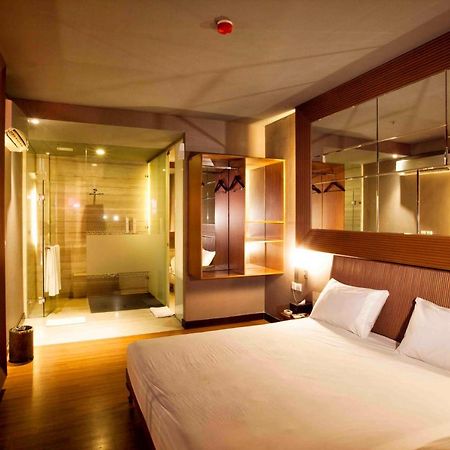 108 Hotel By Him Jacarta Exterior foto