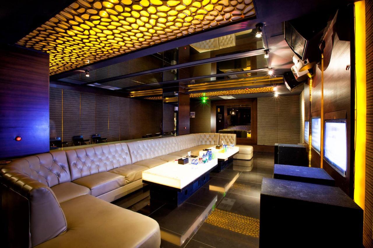 108 Hotel By Him Jacarta Exterior foto