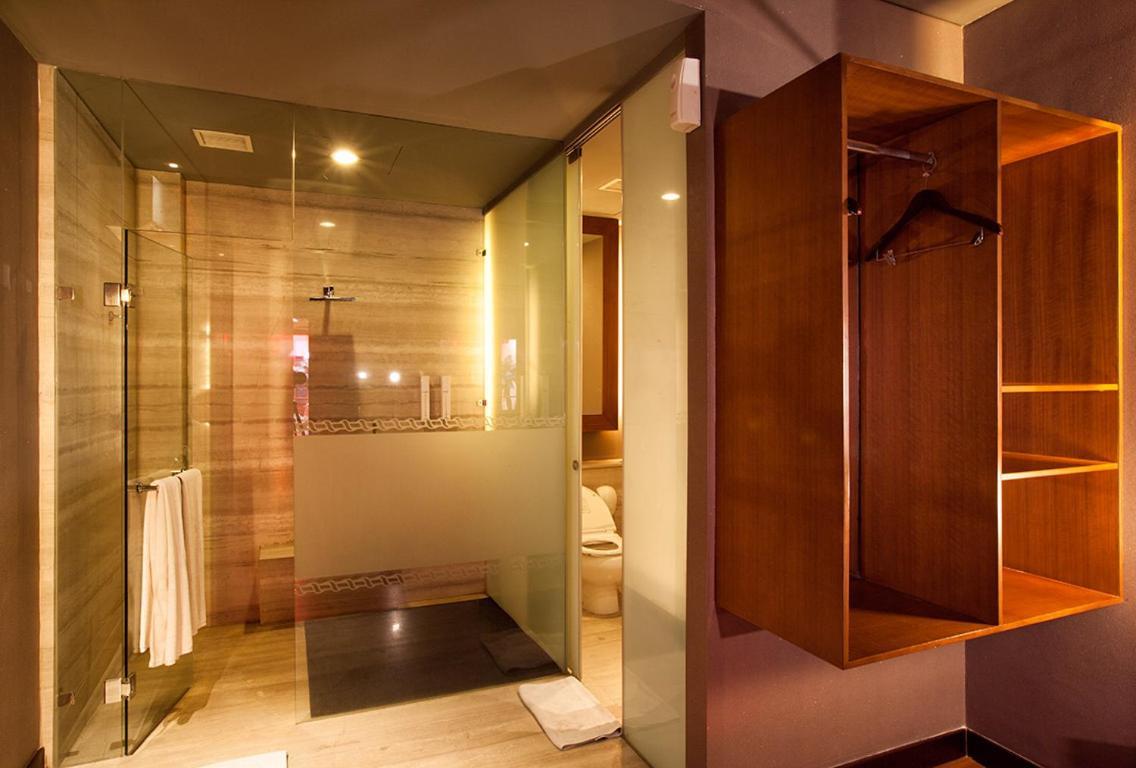 108 Hotel By Him Jacarta Exterior foto