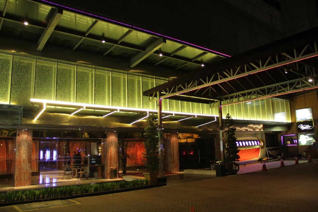108 Hotel By Him Jacarta Exterior foto